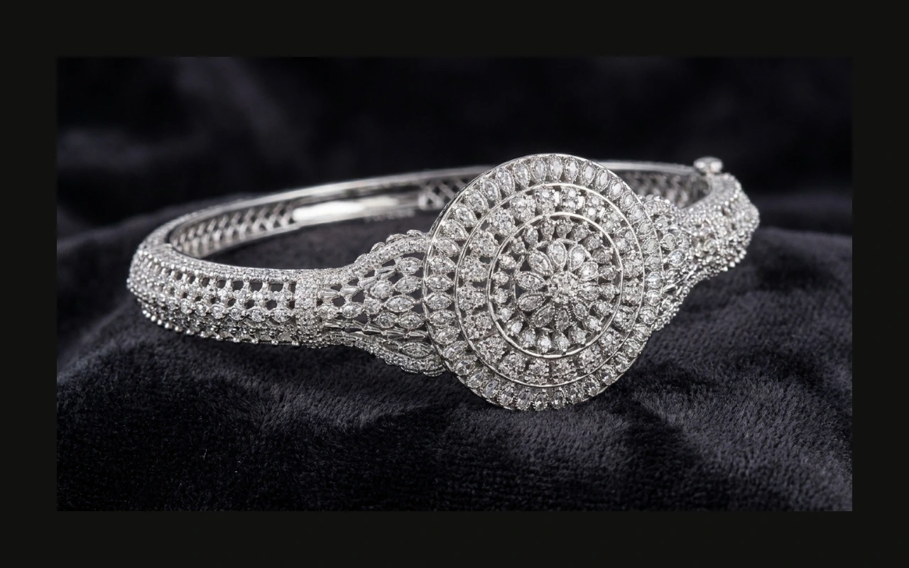 Photorealistic 3D CAD silver bangle bracelet with pavé diamond sunburst design — Arvion Designs